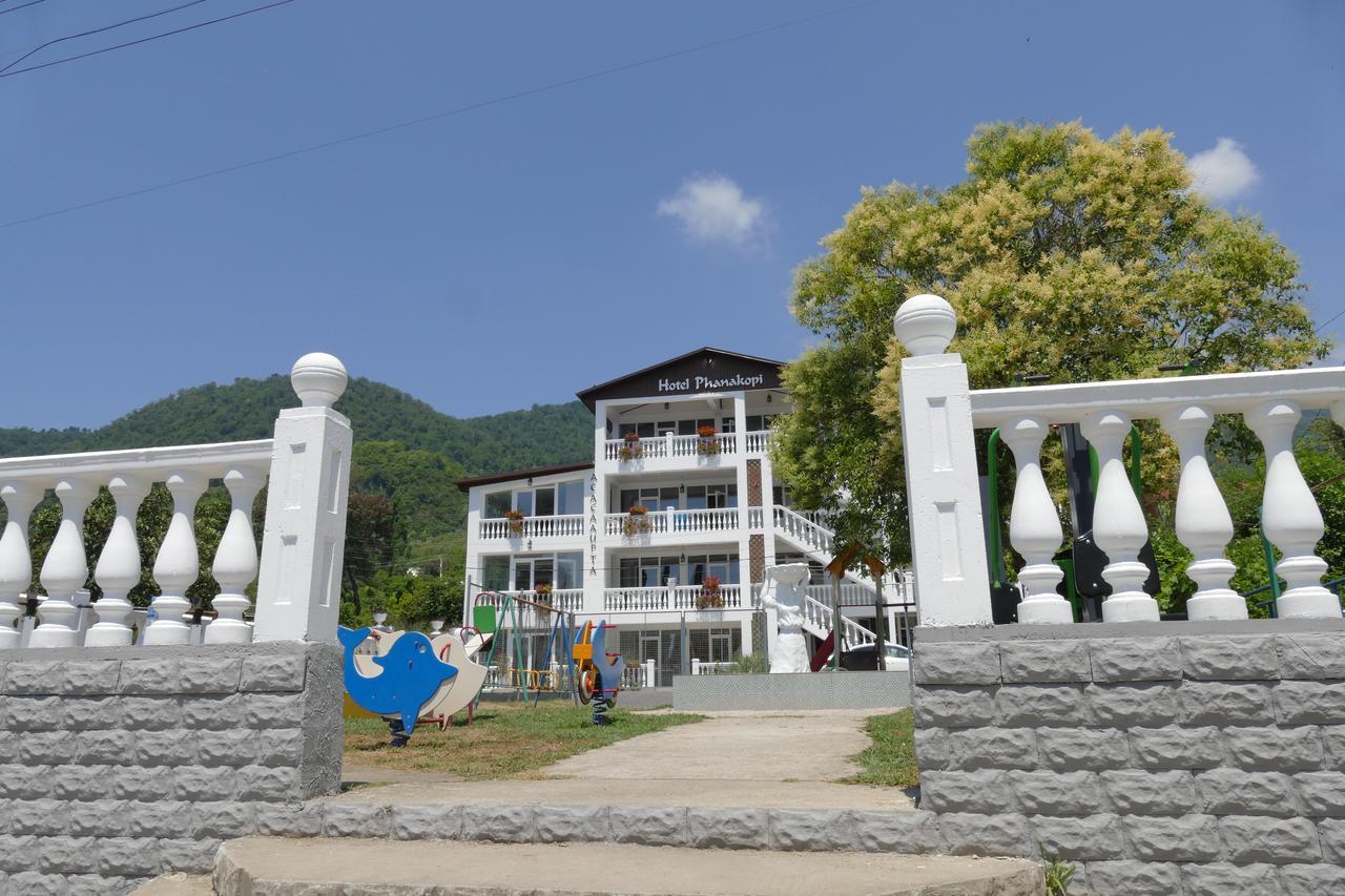 Hotel Phanakopi New Athos エクステリア 写真